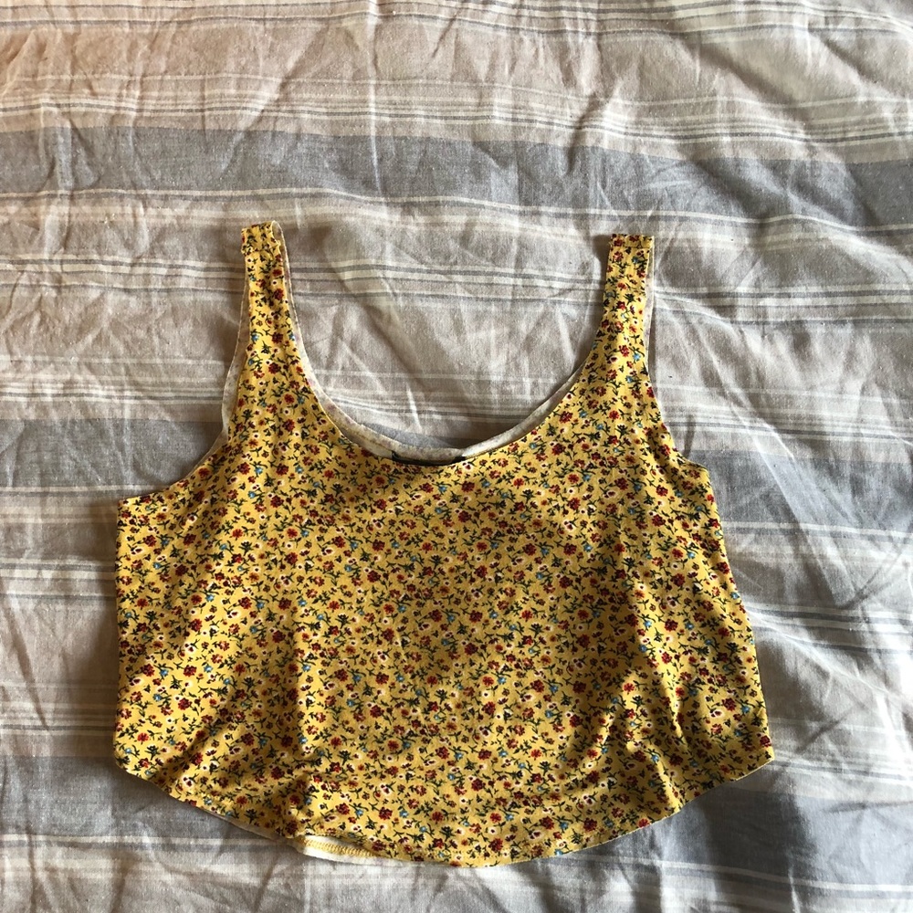 Yellow floral forever 21 crop top